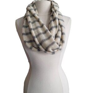 SOL Baby Alpaca Made In Peru Ivory Gray Striped Knit Twisted Infinity Scarf